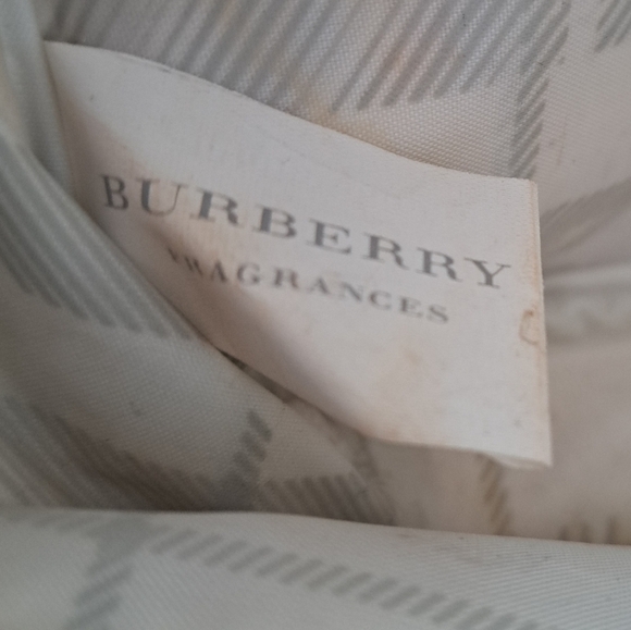 Burberry Parfums The Beat White Patent Multi Pocket Cosmetic Makeup Beauty Bag - Picture 11 of 11